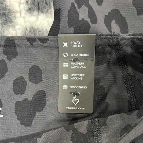 Torrid capri leggings - Picture 6 of 15